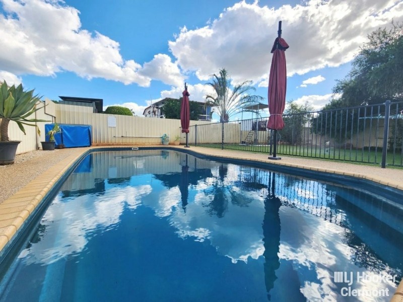 53 Box Street, Clermont QLD 4721