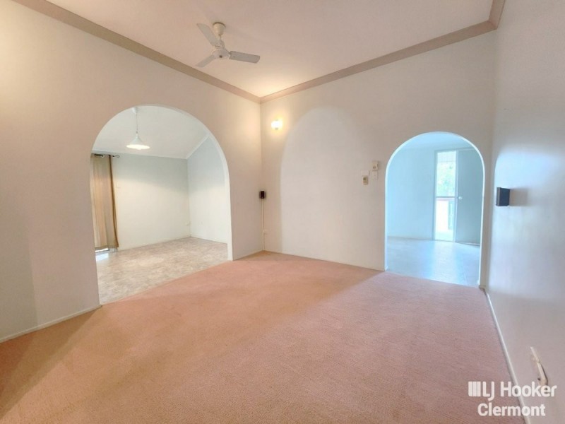 53 Box Street, Clermont QLD 4721