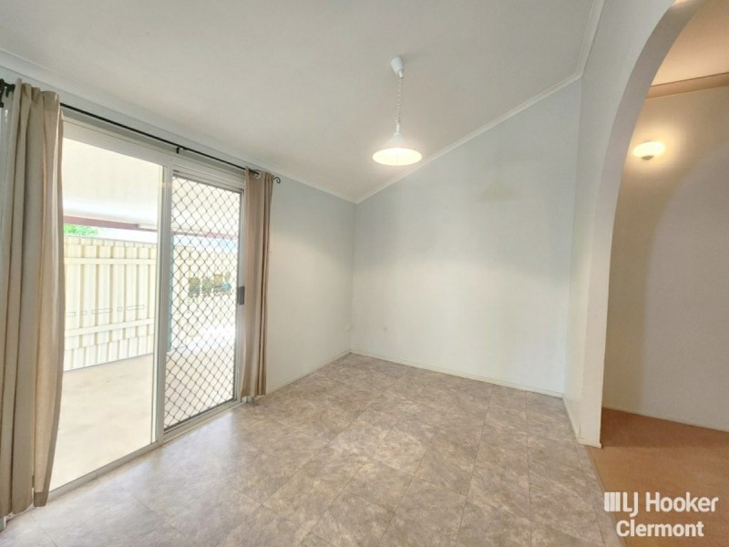 53 Box Street, Clermont QLD 4721