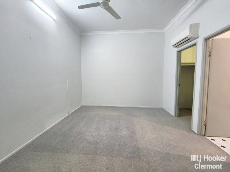 53 Box Street, Clermont QLD 4721