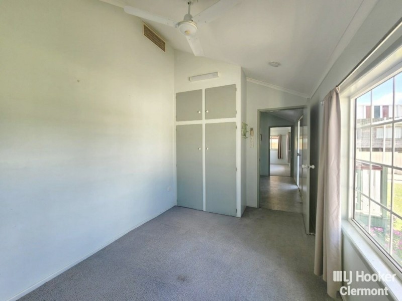 53 Box Street, Clermont QLD 4721