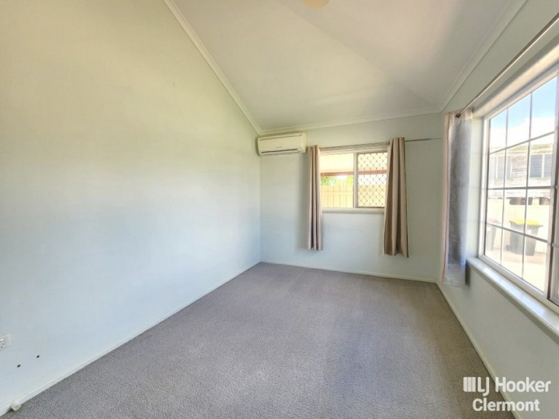 53 Box Street, Clermont QLD 4721