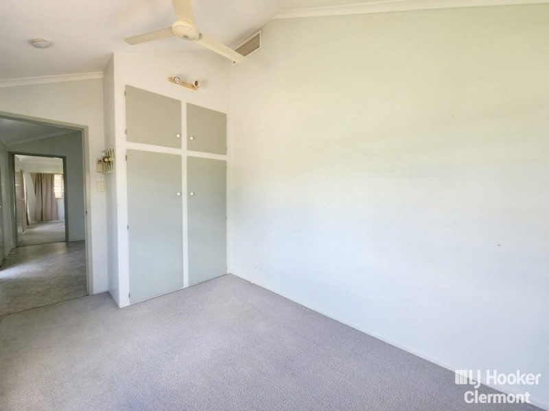 53 Box Street, Clermont QLD 4721