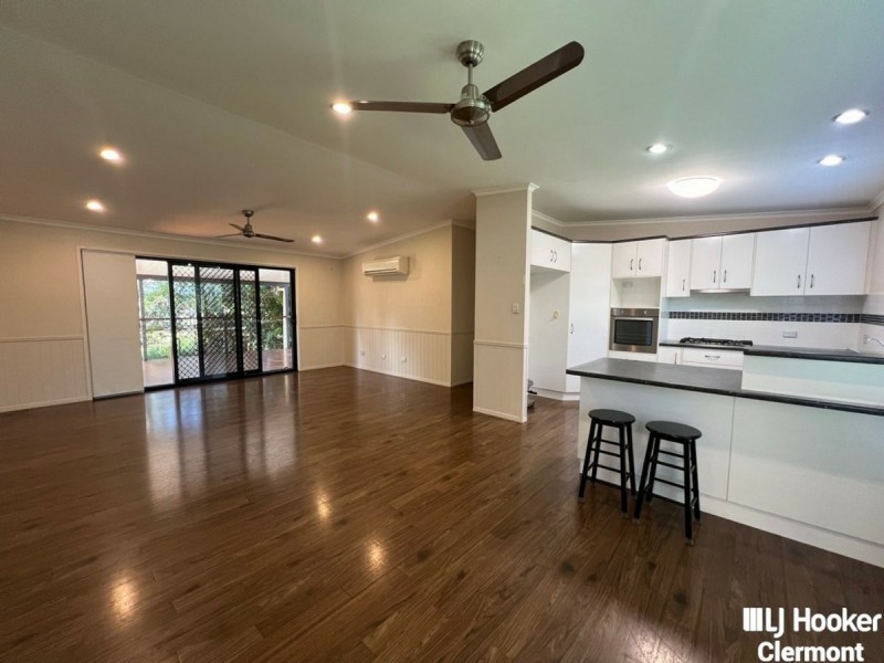 11 Copperfield Road, Clermont QLD 4721