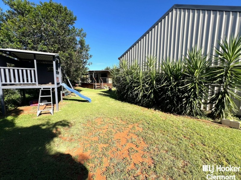 11 Copperfield Road, Clermont QLD 4721