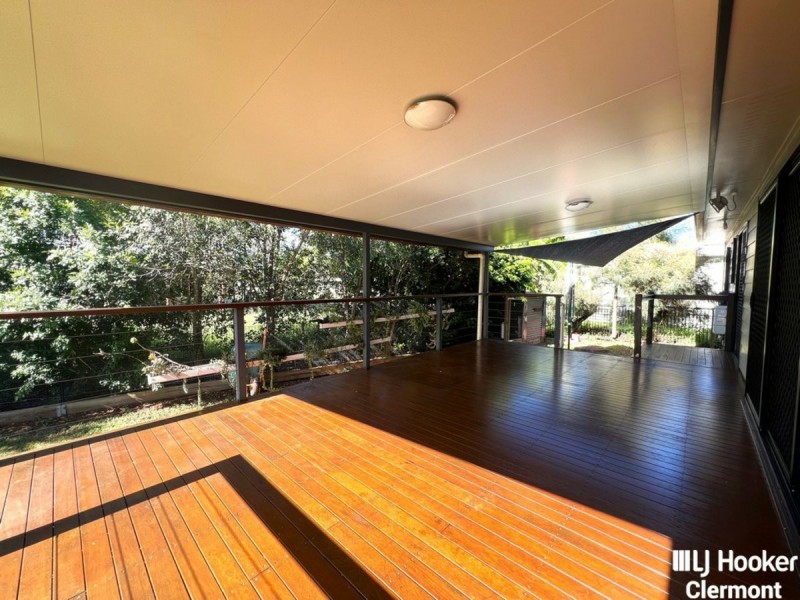 11 Copperfield Road, Clermont QLD 4721