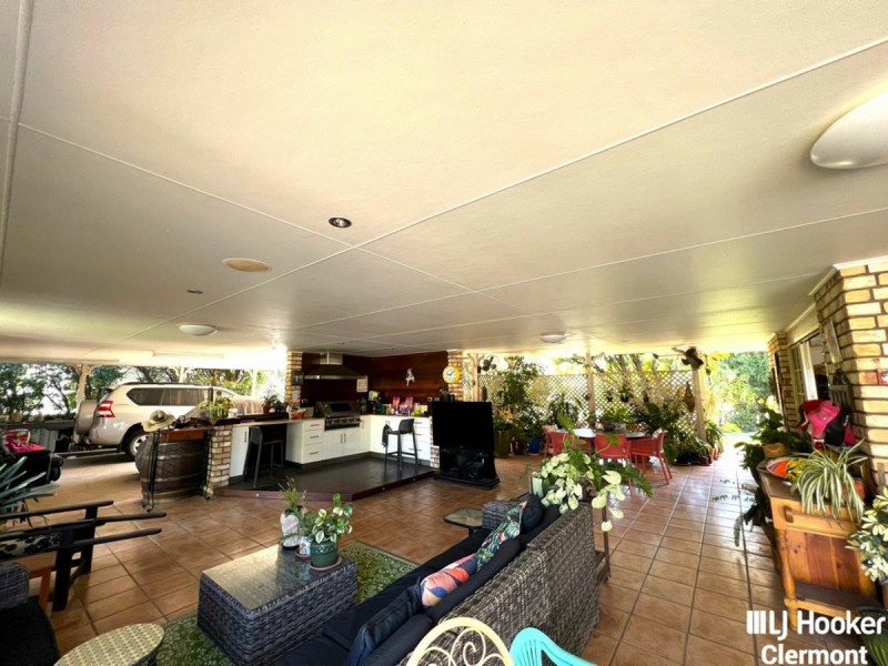 2 Box Street, Clermont QLD 4721