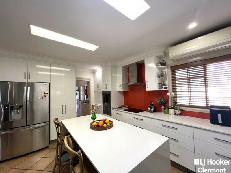 2 Box Street, Clermont QLD 4721