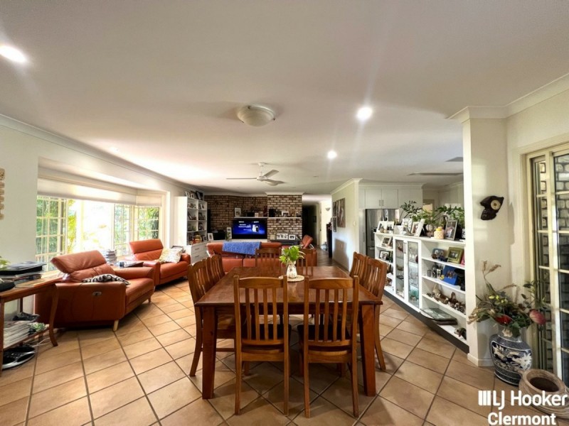 2 Box Street, Clermont QLD 4721