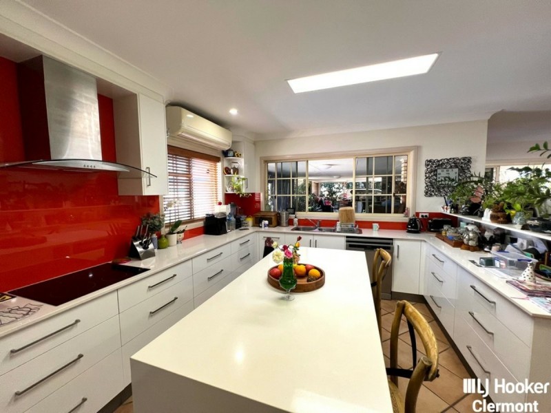 2 Box Street, Clermont QLD 4721