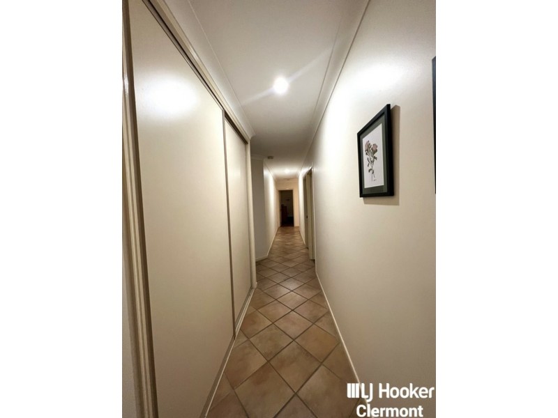 2 Box Street, Clermont QLD 4721