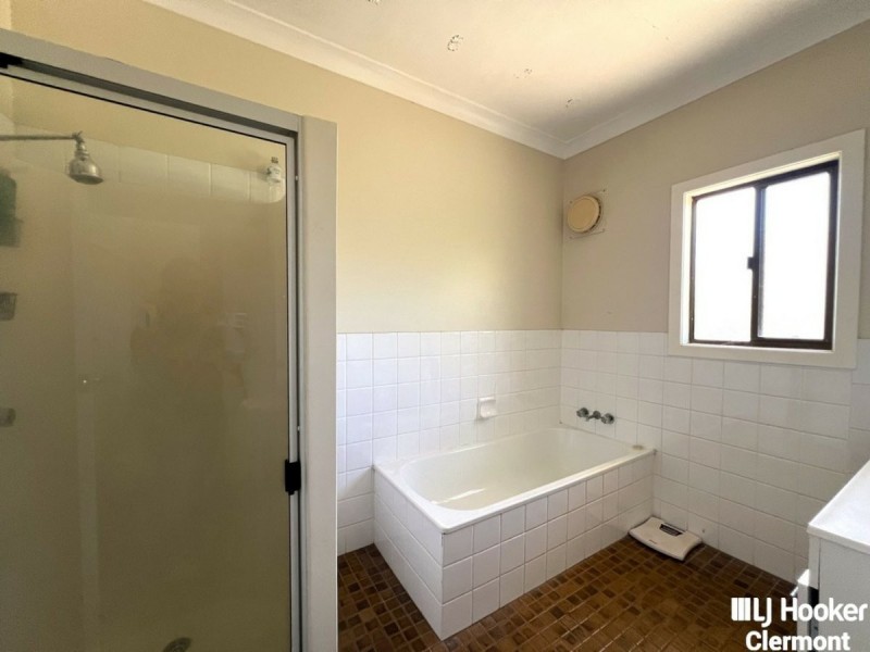 5 Douglass Street, Clermont QLD 4721