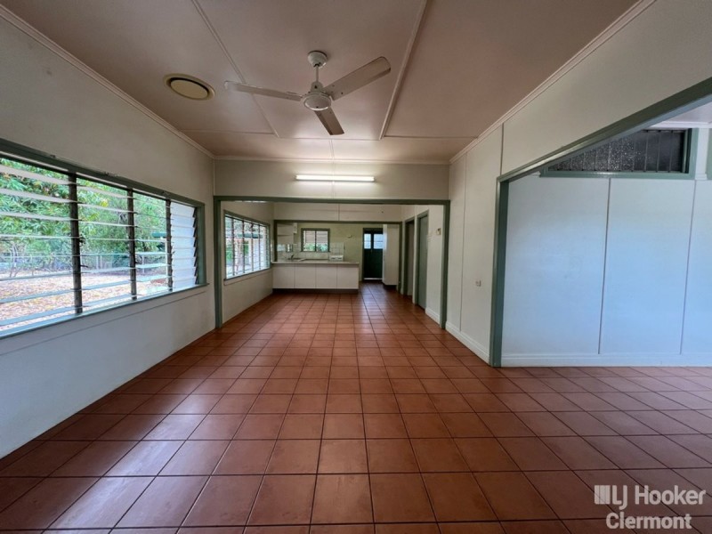 68 Capricorn Street, Clermont QLD 4721