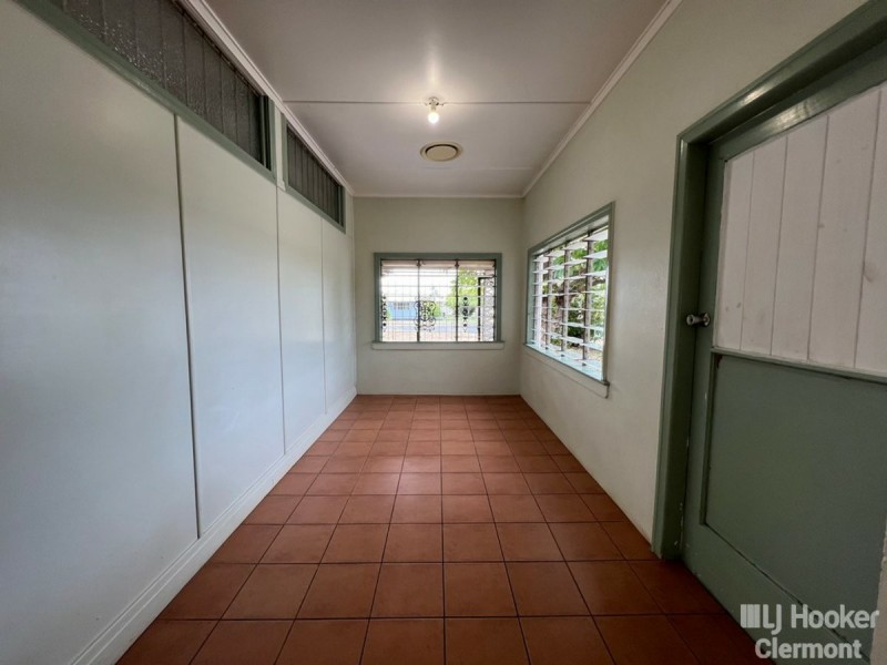 68 Capricorn Street, Clermont QLD 4721