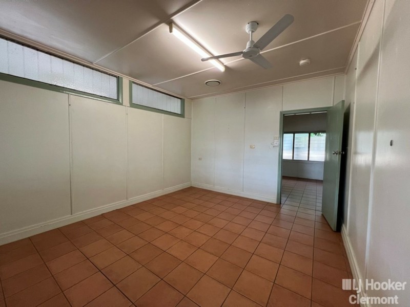 68 Capricorn Street, Clermont QLD 4721