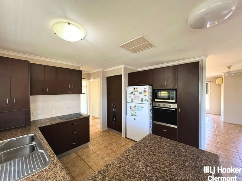 37 French Street, Clermont QLD 4721