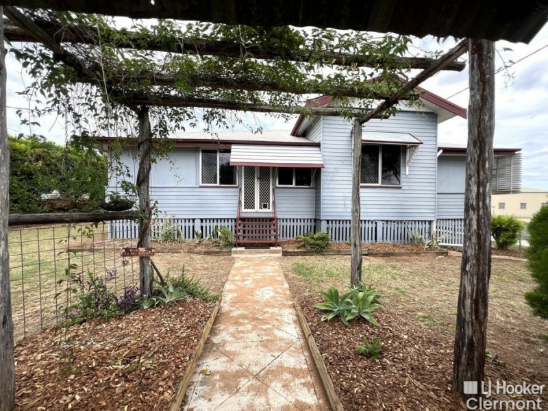 53 Daintree Street, Clermont QLD 4721