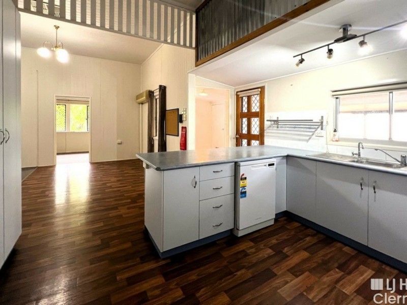 53 Daintree Street, Clermont QLD 4721