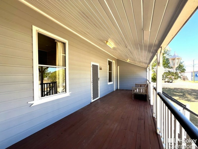 2 Sirius Street, Clermont QLD 4721