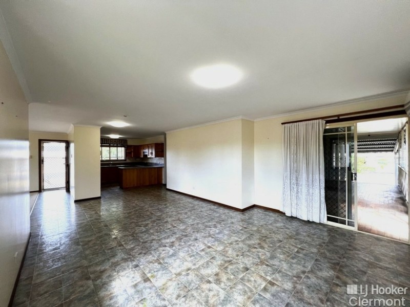 71 Sirius Street, Clermont QLD 4721