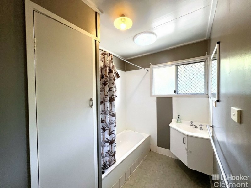 39 Beatty Street, Clermont QLD 4721