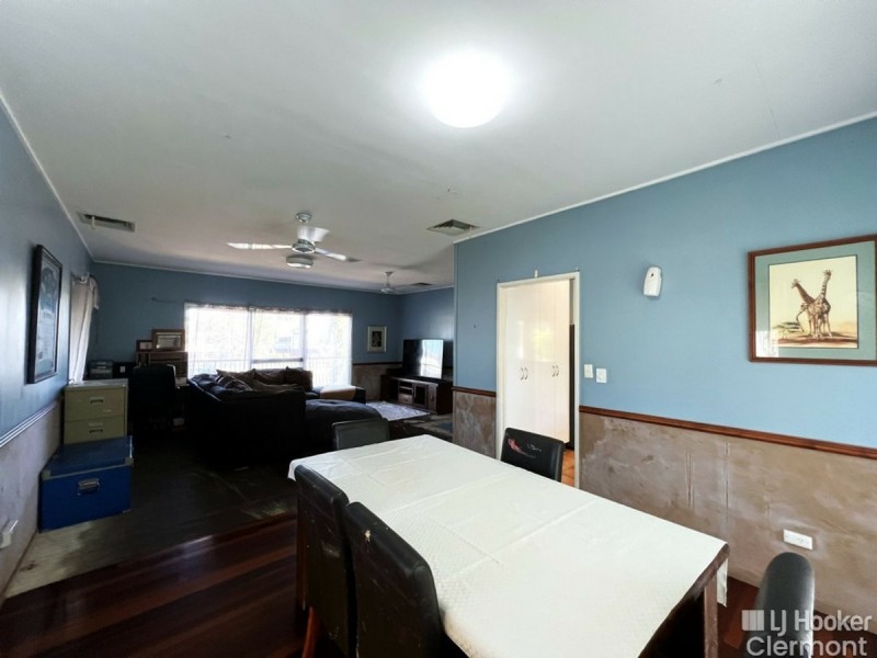 8 Kitchener Street, Clermont QLD 4721