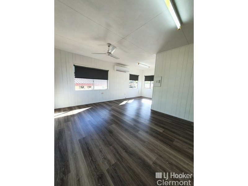 13 Karmoo Street, Clermont QLD 4721