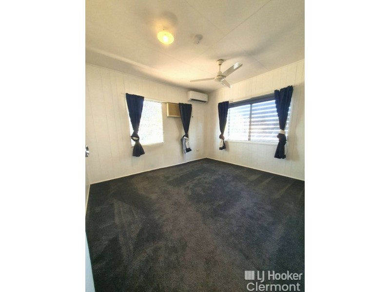 13 Karmoo Street, Clermont QLD 4721