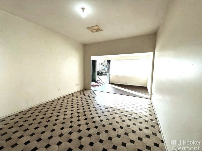 7 French Street, Clermont QLD 4721