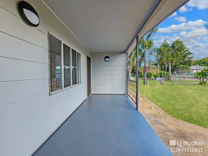 30 Box Street, Clermont QLD 4721