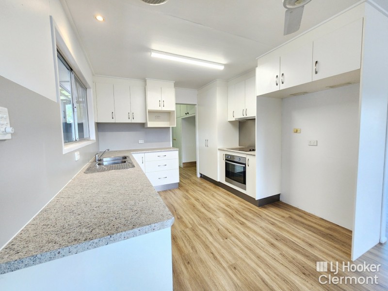 30 Box Street, Clermont QLD 4721