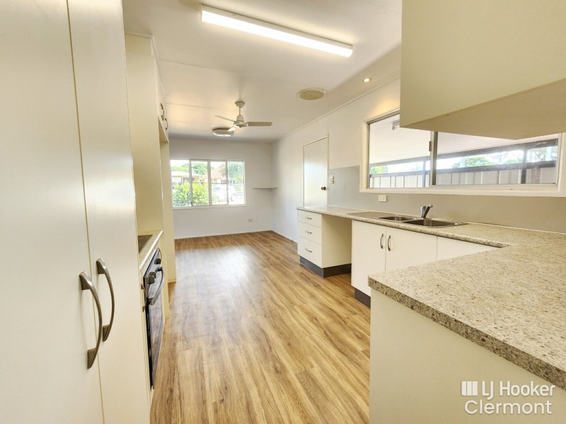 30 Box Street, Clermont QLD 4721