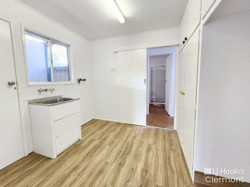 30 Box Street, Clermont QLD 4721