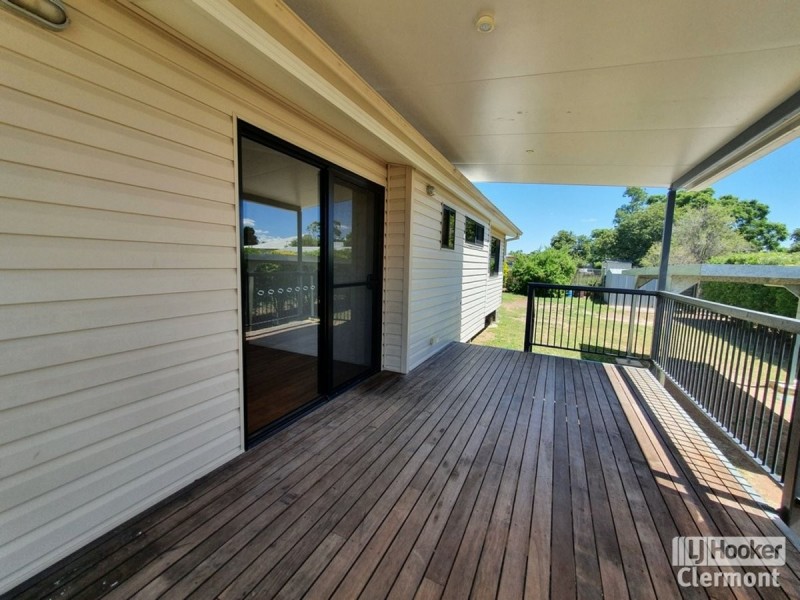 36 East Street, Clermont QLD 4721