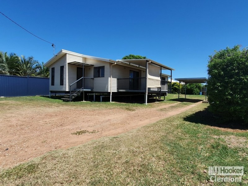 36 East Street, Clermont QLD 4721
