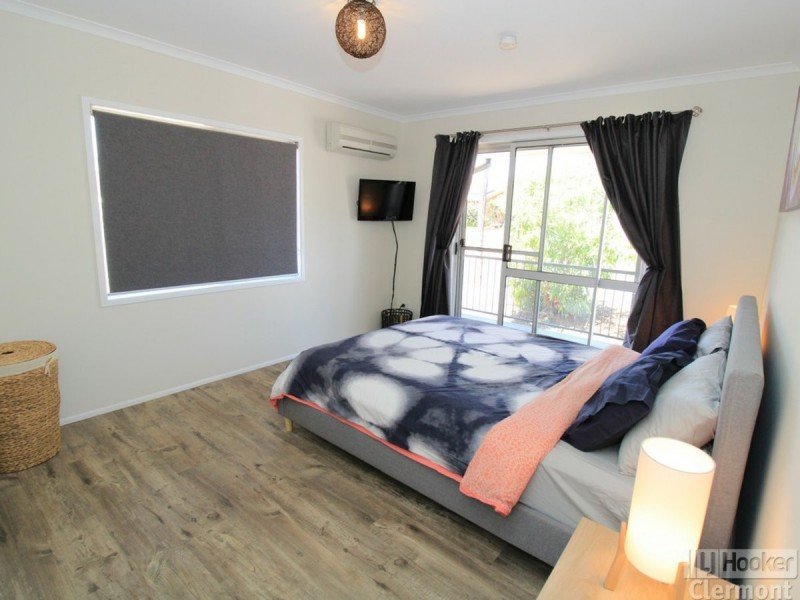 6 Blamey Street, Clermont QLD 4721