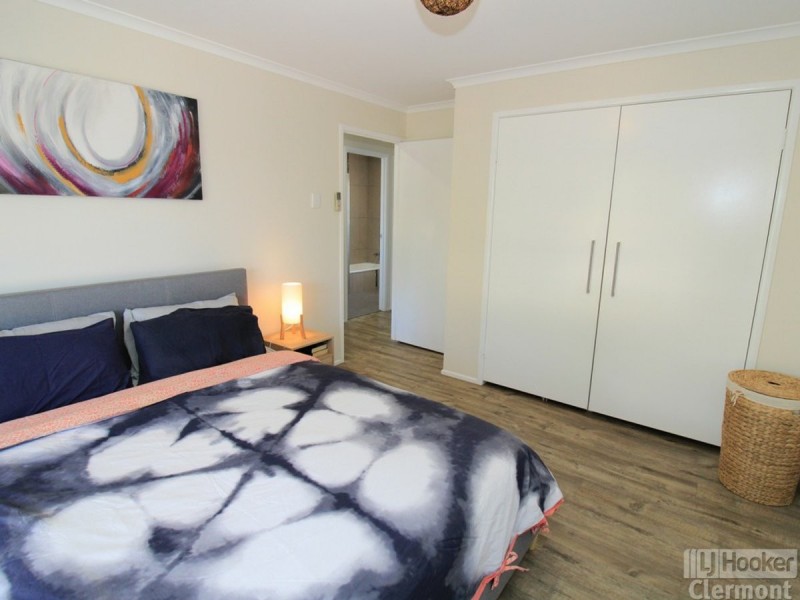 6 Blamey Street, Clermont QLD 4721