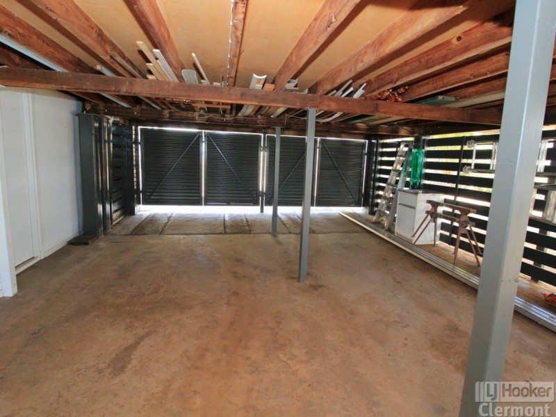 6 Blamey Street, Clermont QLD 4721