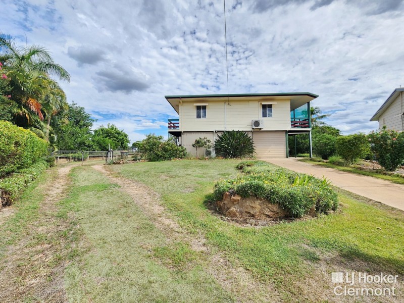 7 Kepler Court, Clermont QLD 4721