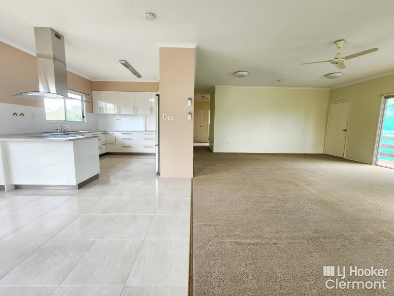 7 Kepler Court, Clermont QLD 4721