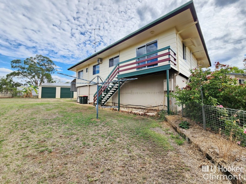 7 Kepler Court, Clermont QLD 4721