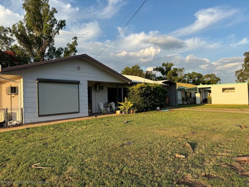 34 Collins Street, Clermont QLD 4721