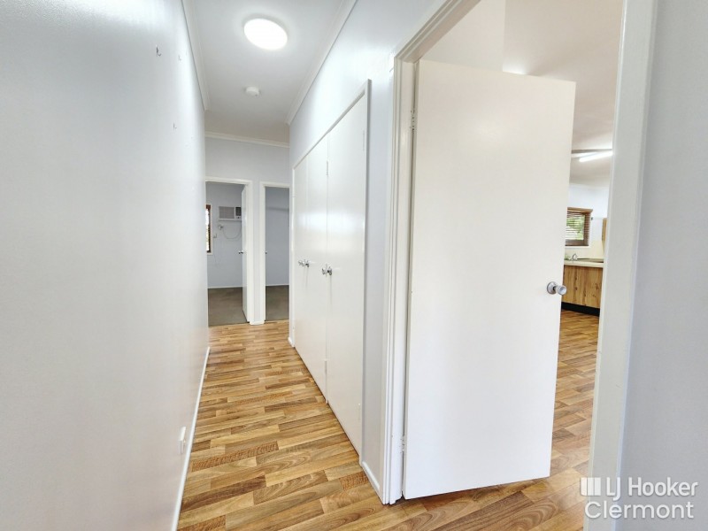 34 Collins Street, Clermont QLD 4721