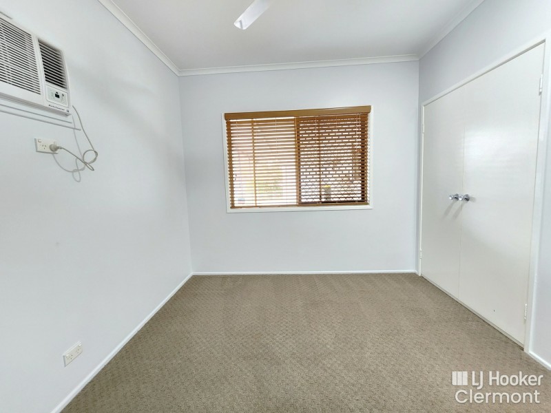 34 Collins Street, Clermont QLD 4721