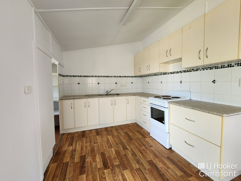 15 Haig Street, Clermont QLD 4721