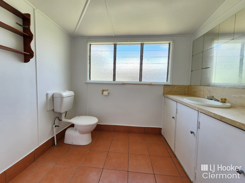 15 Haig Street, Clermont QLD 4721