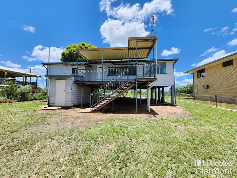15 Haig Street, Clermont QLD 4721