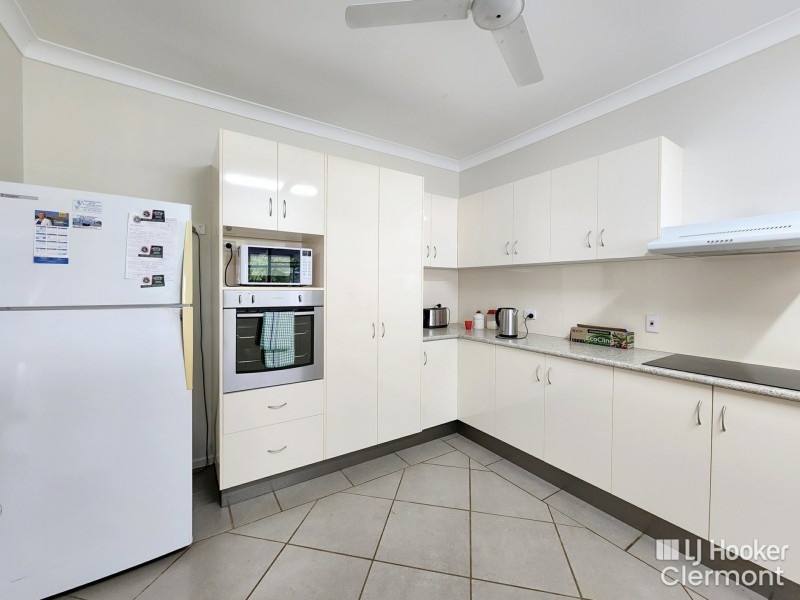 11 Carina Crescent, Clermont QLD 4721