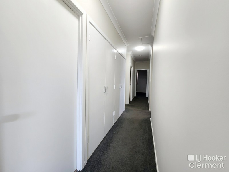 11 Carina Crescent, Clermont QLD 4721