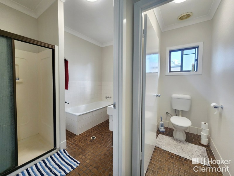 11 Carina Crescent, Clermont QLD 4721